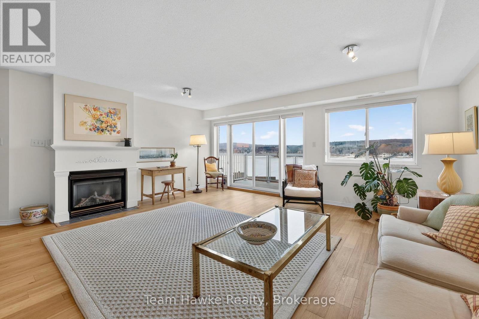 Ph4 - 4 Beck Boulevard, Penetanguishene, Ontario  L9M 2H3 - Photo 24 - S12943812