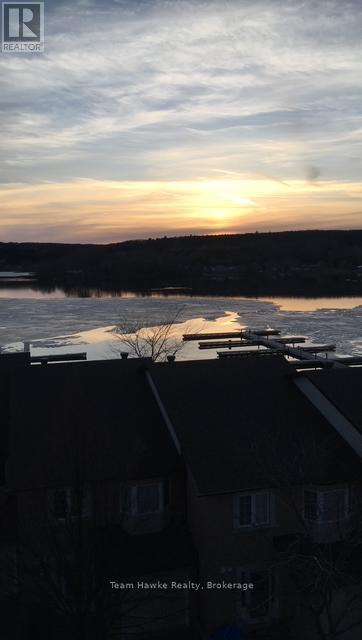 Ph4 - 4 Beck Boulevard, Penetanguishene, Ontario  L9M 2H3 - Photo 48 - S12943812