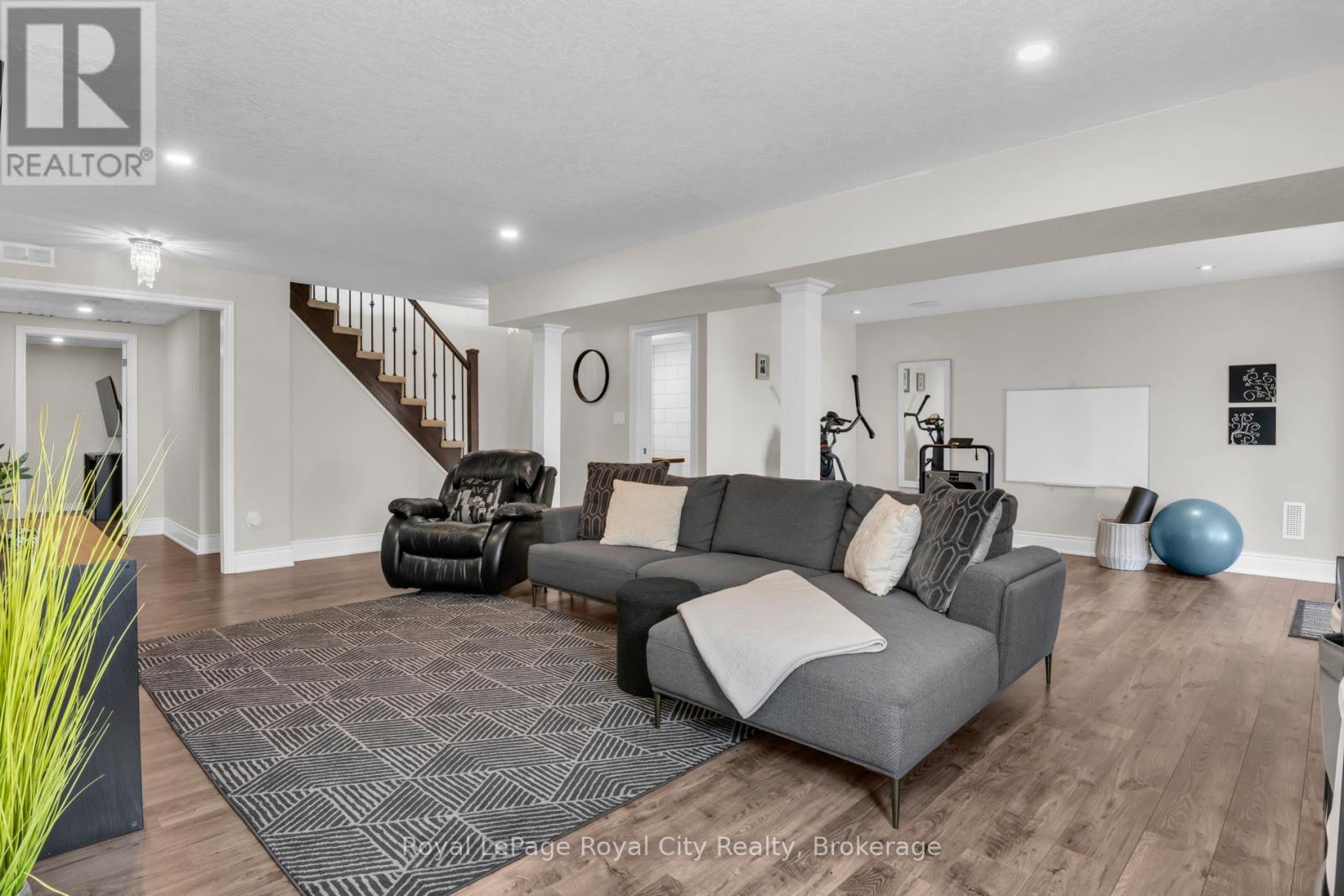 58 Aberfoyle Mill Crescent, Puslinch, Ontario  N0B 2J0 - Photo 24 - X12943594