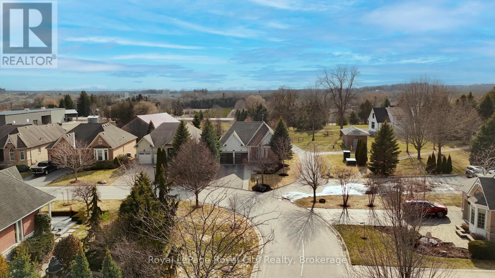 58 Aberfoyle Mill Crescent, Puslinch, Ontario  N0B 2J0 - Photo 3 - X12943594