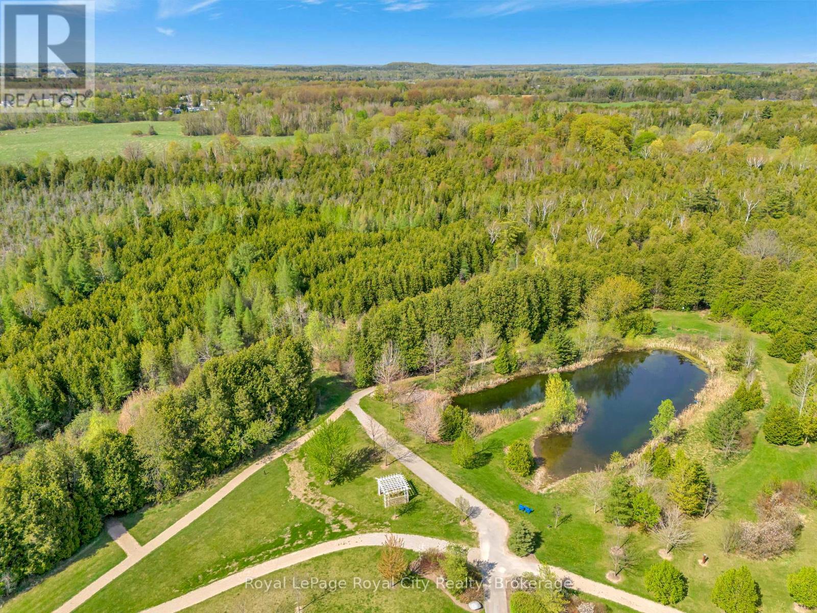 58 Aberfoyle Mill Crescent, Puslinch, Ontario  N0B 2J0 - Photo 42 - X12943594