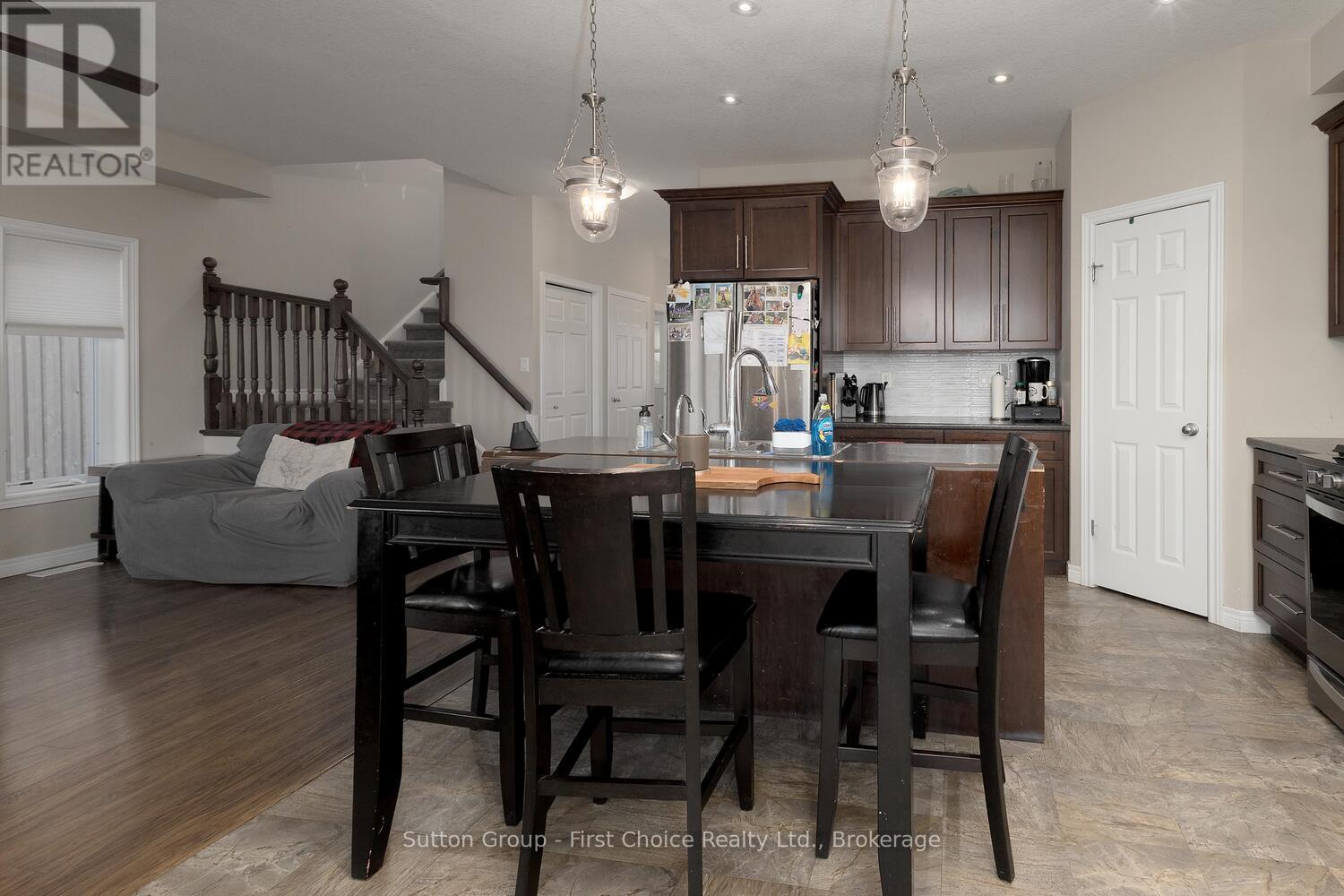 60 Brown Street, Stratford, Ontario  N5A 0B8 - Photo 14 - X12943660