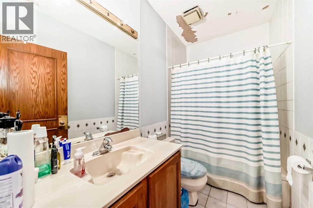 131 Varsity Estates Terrace Nw, Calgary, Alberta  T3B 5J6 - Photo 33 - A2294440