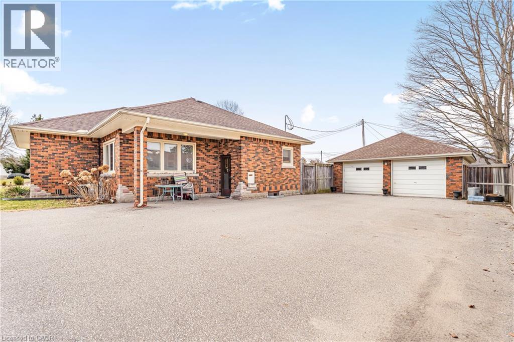 440 Churchill Avenue, Delhi, Ontario  N4B 2P9 - Photo 3 - 40811582