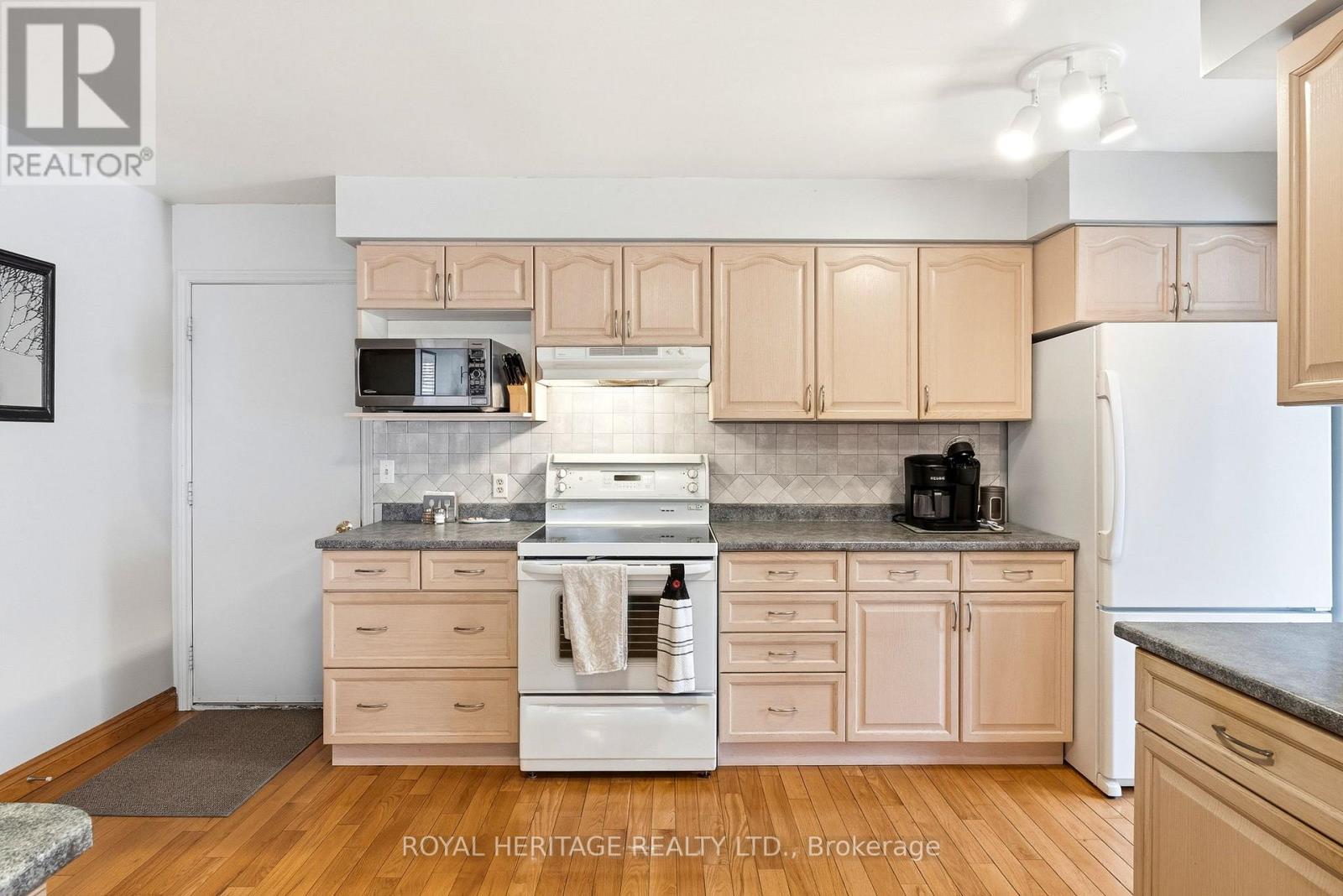 3 Rose Glen Road S, Port Hope, Ontario  L1A 3V6 - Photo 14 - X12943378