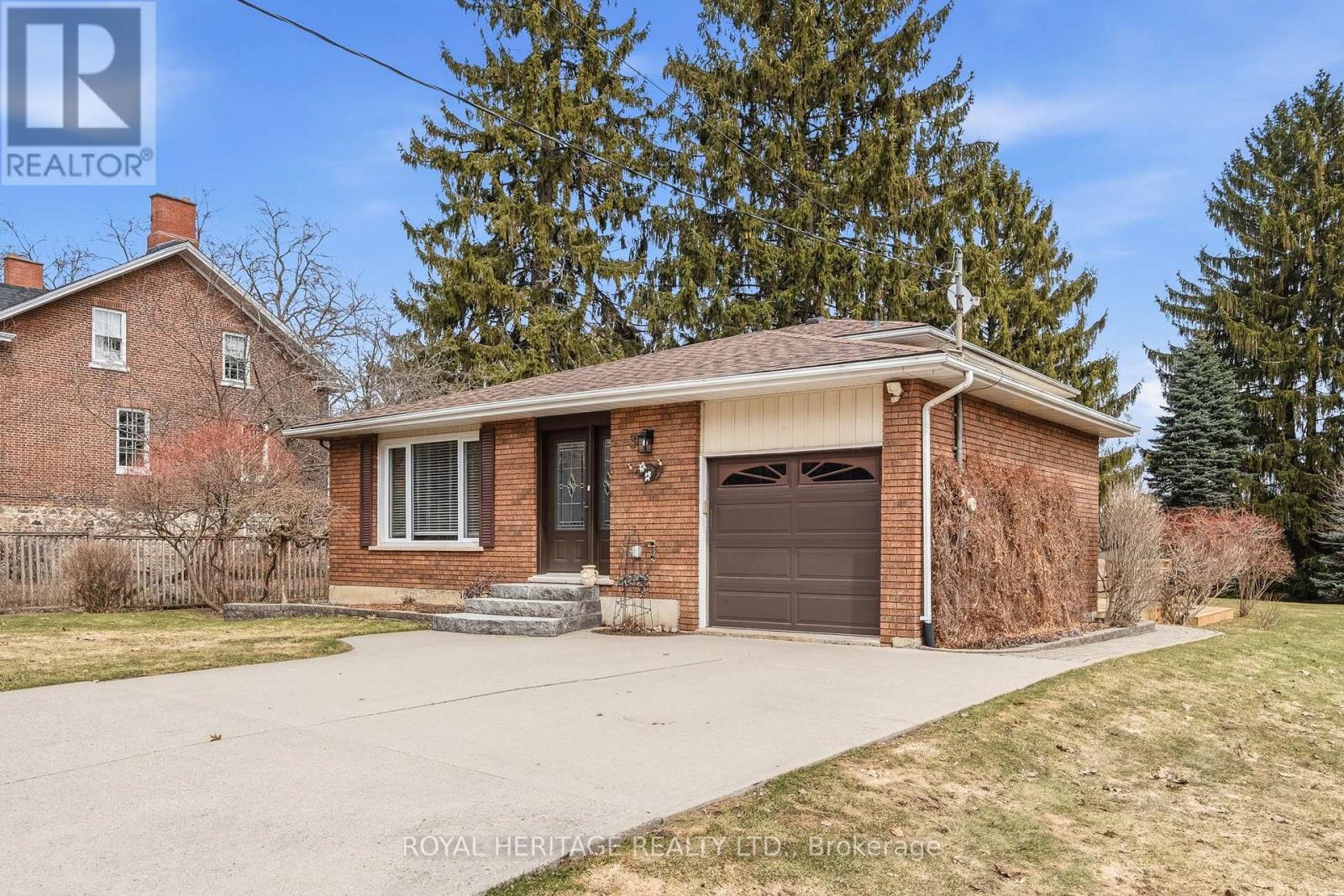 3 Rose Glen Road S, Port Hope, Ontario  L1A 3V6 - Photo 3 - X12943378