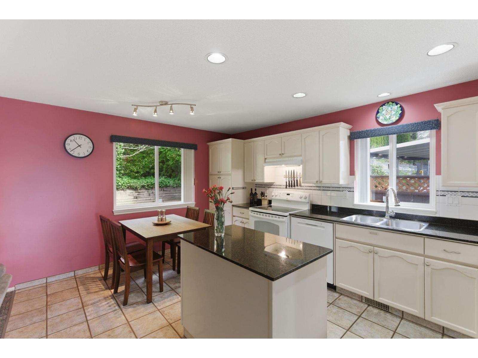 7935 Topper Drive, Mission, British Columbia  V2V 6Z2 - Photo 5 - R3101723