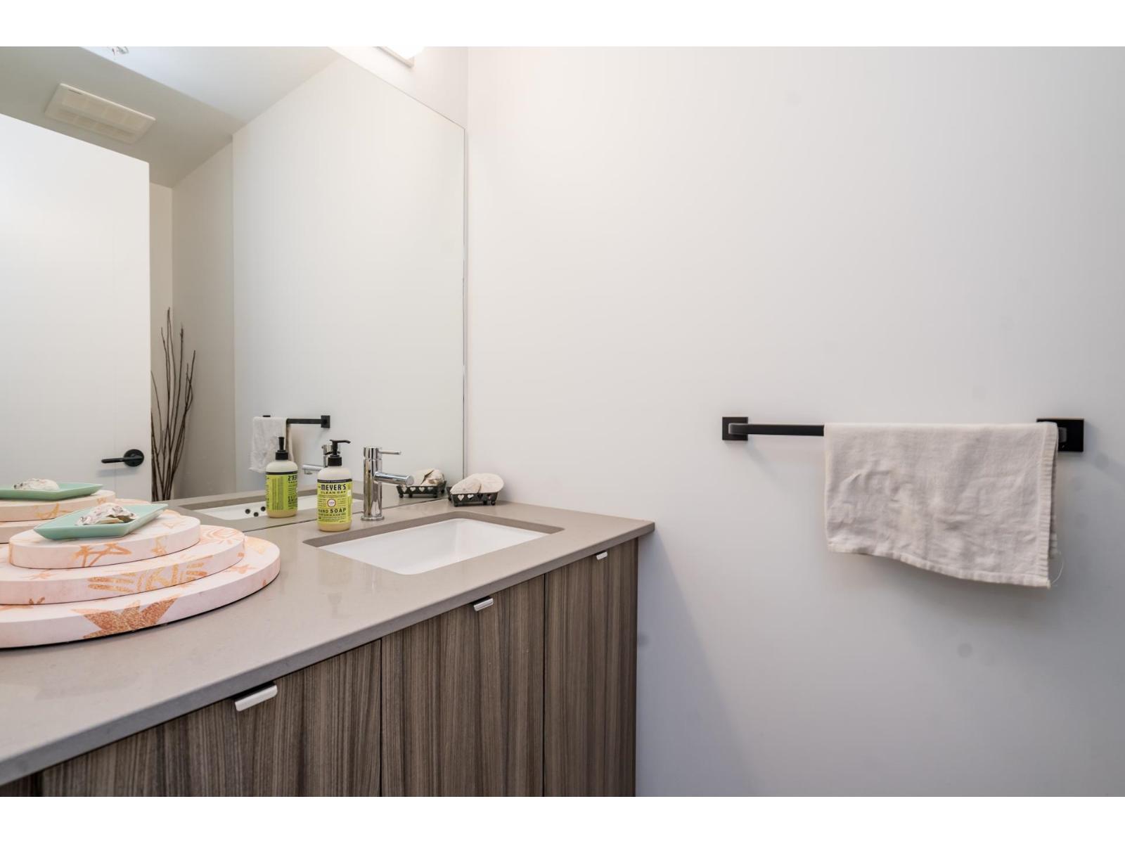 10 32828 Landeau Place, Abbotsford, British Columbia  V2S 0M4 - Photo 10 - R3104901