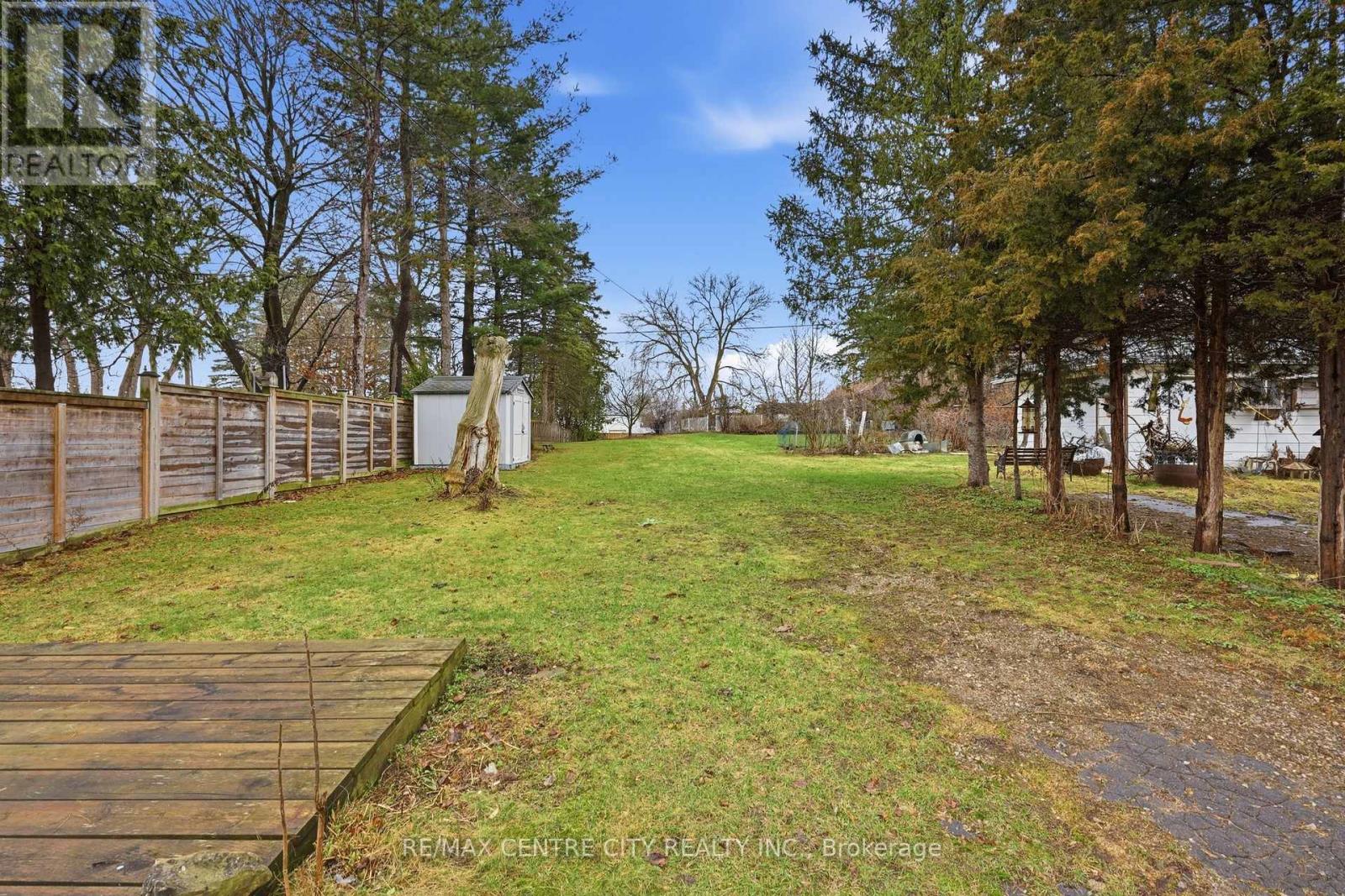 205 Emerson Avenue, London South, Ontario  N5Z 3L5 - Photo 27 - X12943492