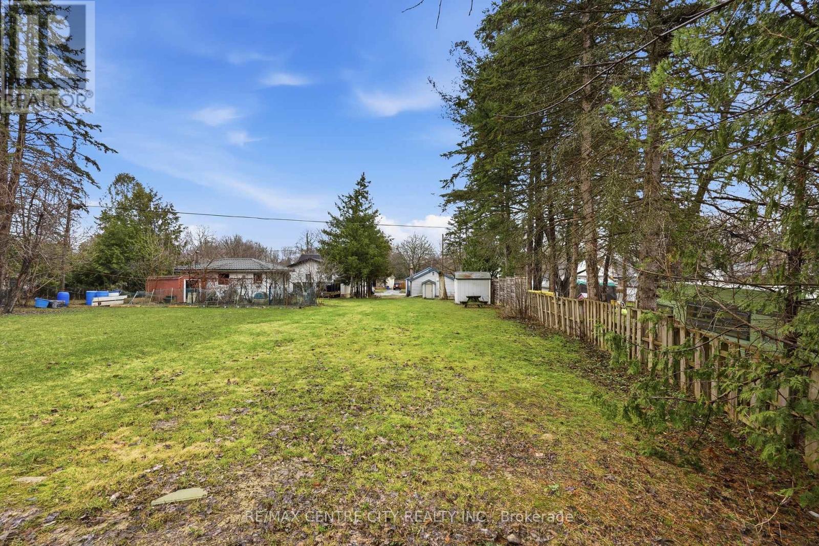 205 Emerson Avenue, London South, Ontario  N5Z 3L5 - Photo 28 - X12943492