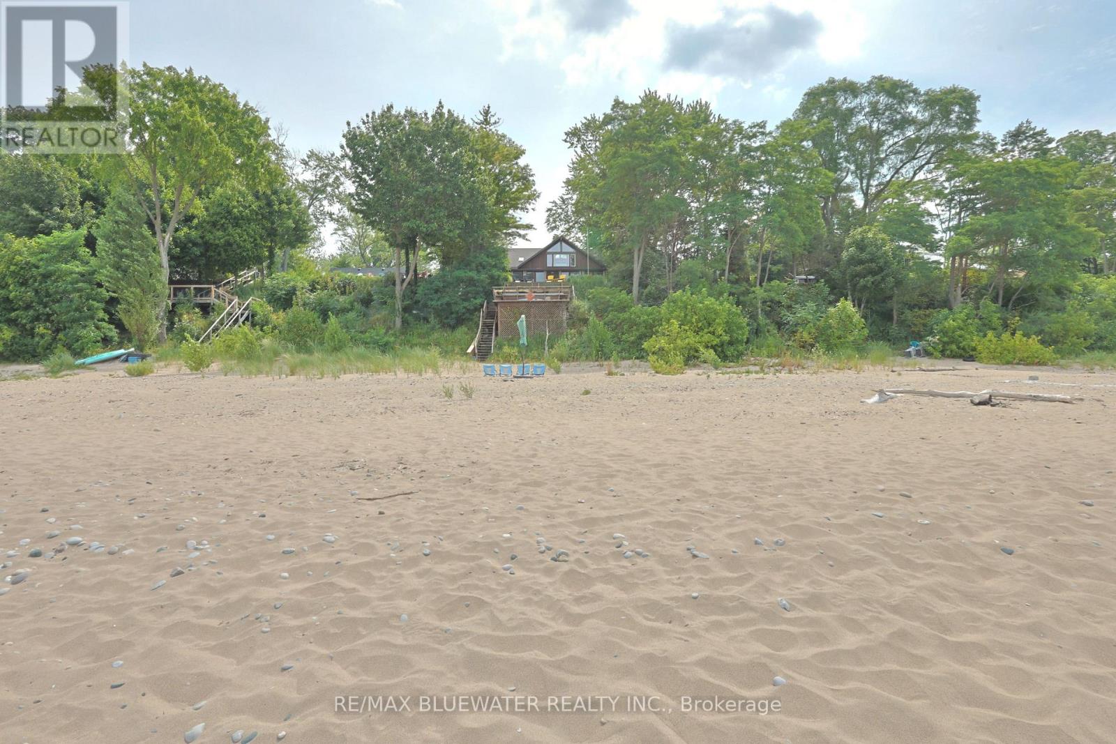 71235 Elizabeth Street, Bluewater, Ontario  N0M 1N0 - Photo 4 - X12943624