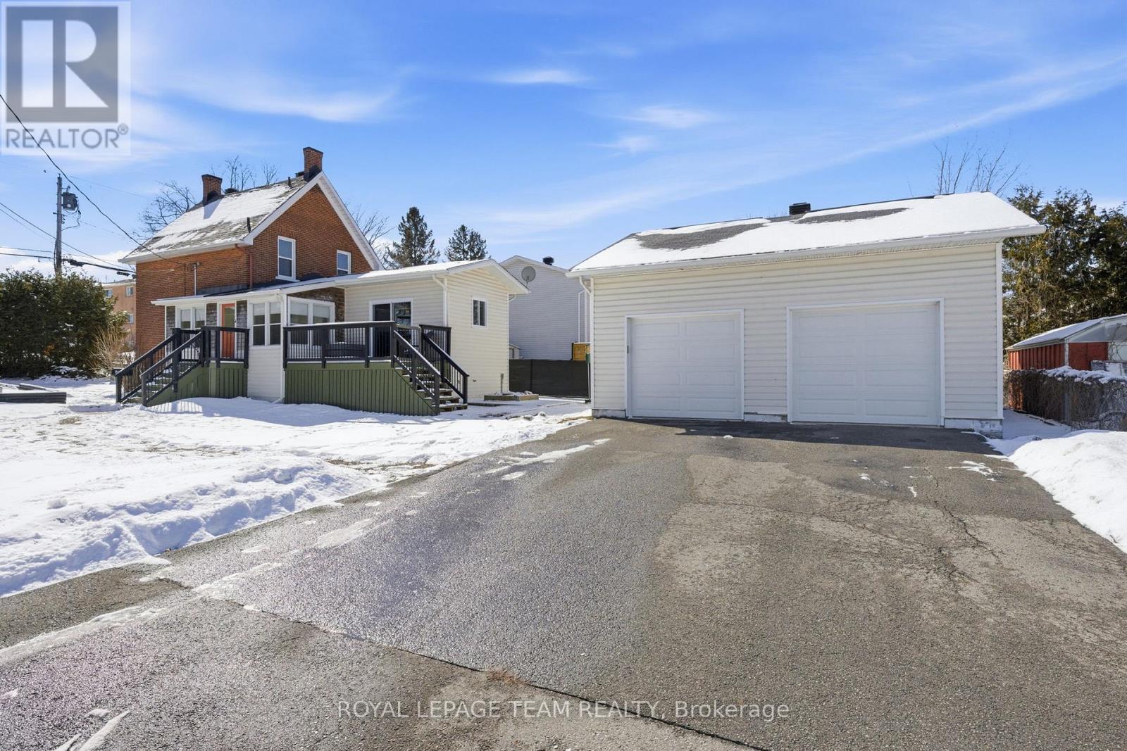 238 PARK AVENUE, Carleton Place, Ontario