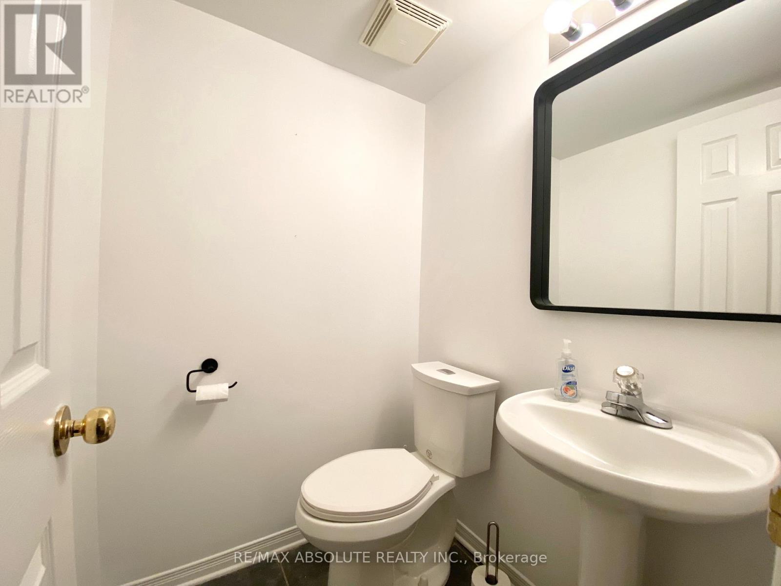 63 Silverlace Private, Ottawa, Ontario  K1T 3Z8 - Photo 7 - X12943400