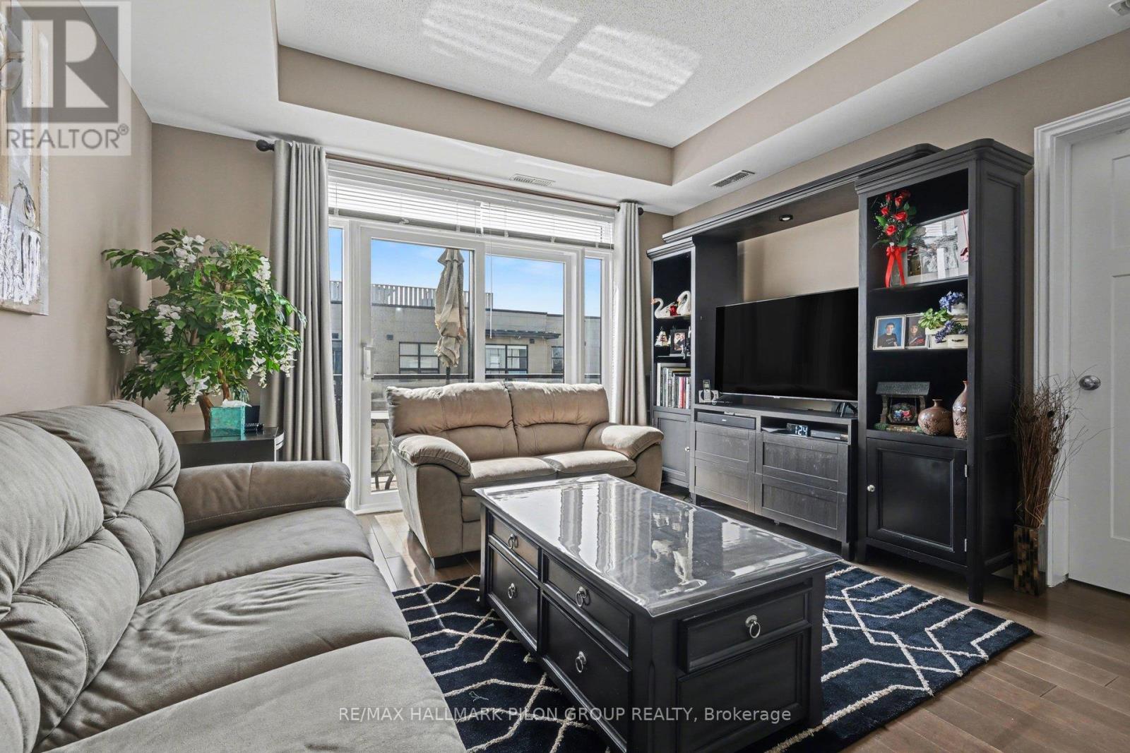 403 - 230 Titanium Private, Ottawa, Ontario  K1C 0C1 - Photo 9 - X12943428