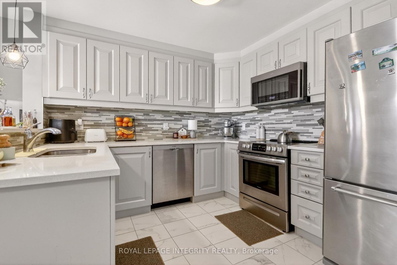 64 Feathertop Lane, Ottawa, Ontario  K2V 0K7 - Photo 15 - X12943470