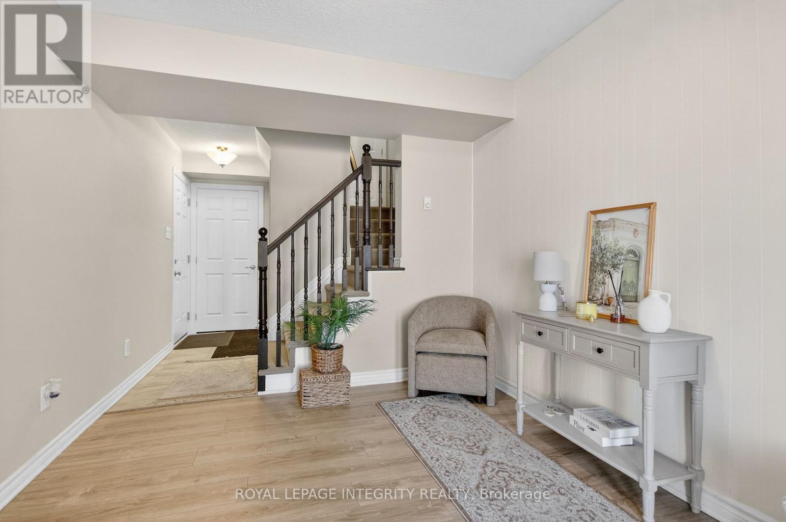 64 Feathertop Lane, Ottawa, Ontario  K2V 0K7 - Photo 3 - X12943470