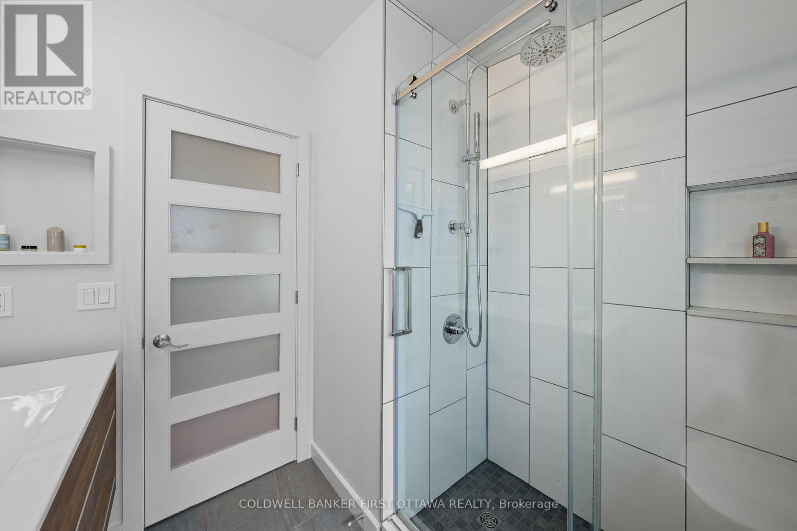 4 Alderbrook Drive, Ottawa, Ontario  K2H 5W5 - Photo 19 - X12943486