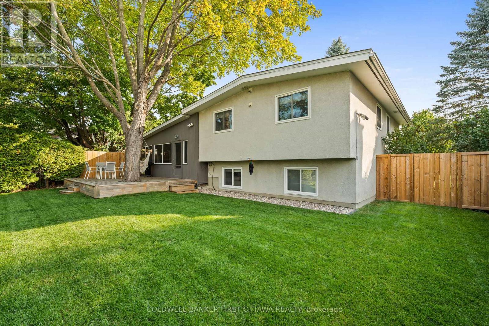 4 Alderbrook Drive, Ottawa, Ontario  K2H 5W5 - Photo 36 - X12943486