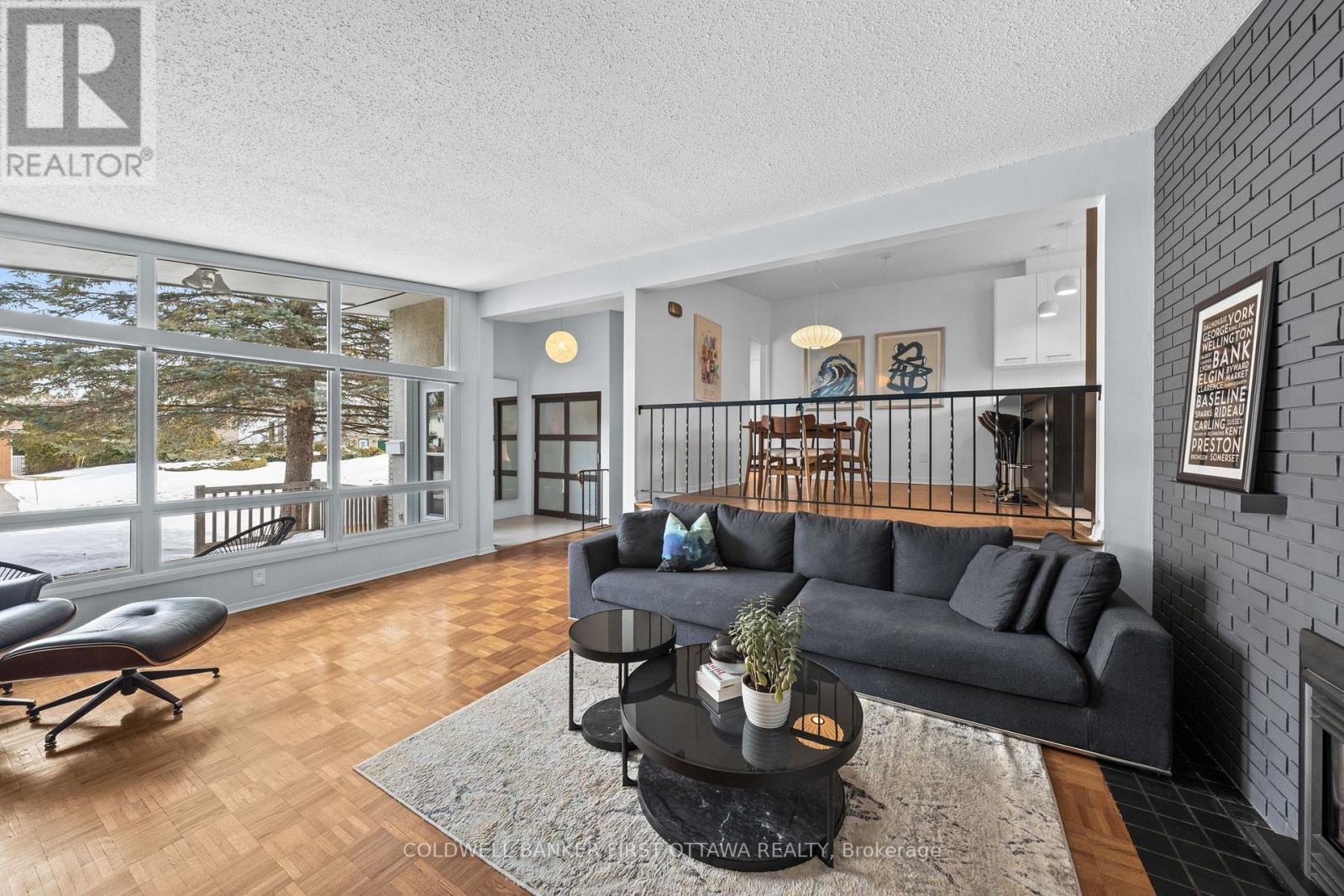 4 Alderbrook Drive, Ottawa, Ontario  K2H 5W5 - Photo 9 - X12943486