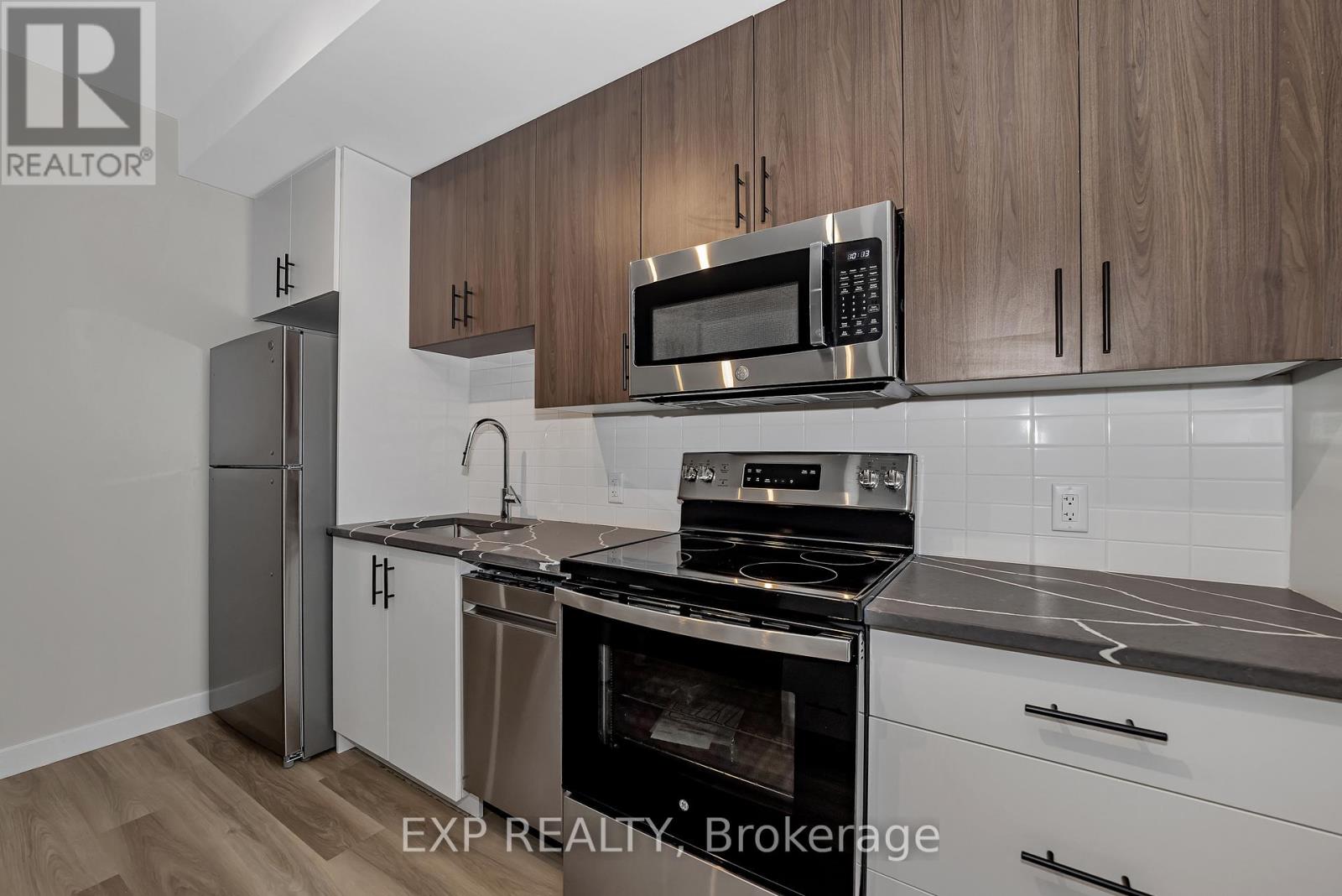 102 - 211 Armstrong Street, Ottawa, Ontario  K1Y 2W3 - Photo 9 - X12943522