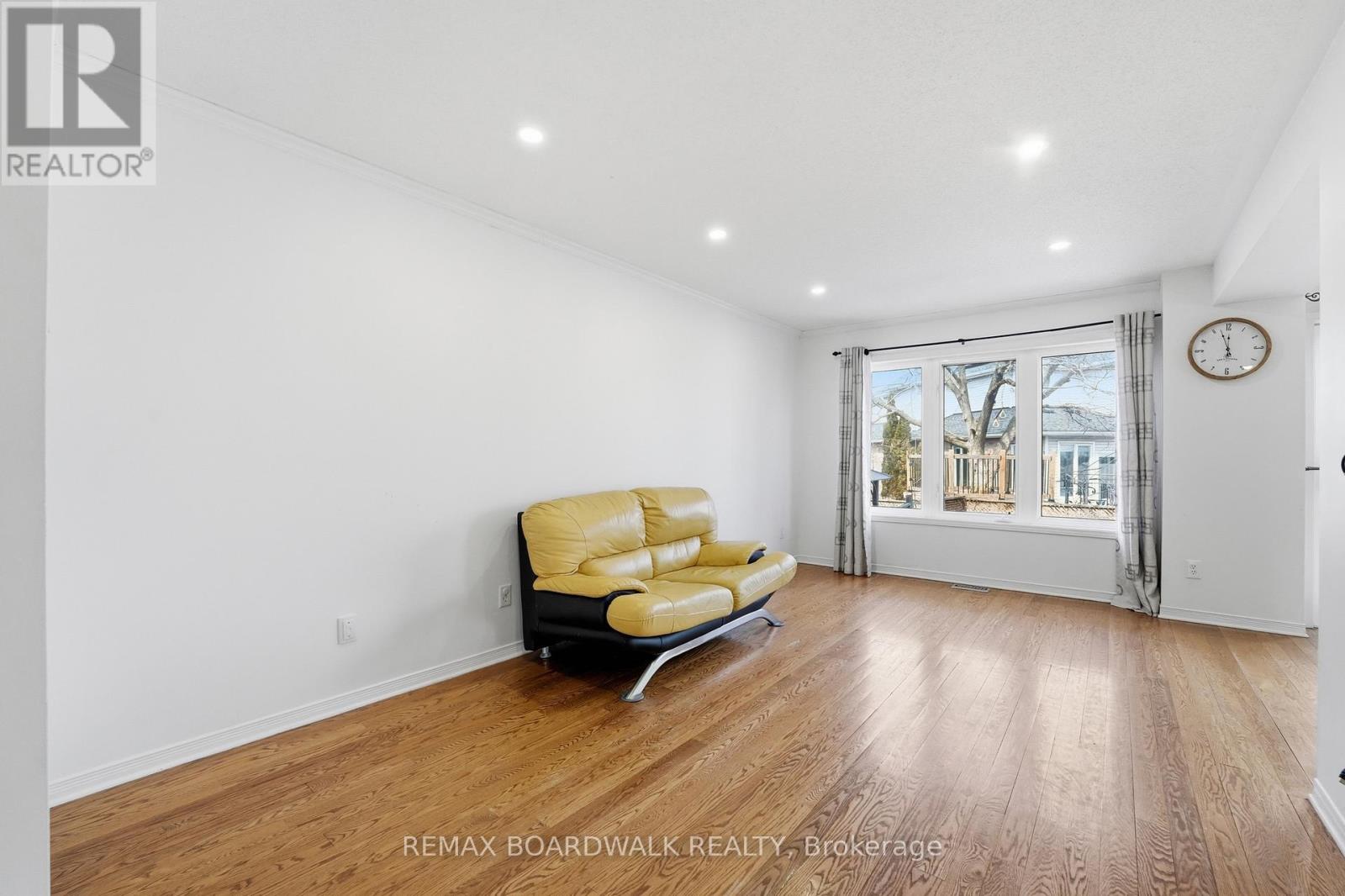 102 Deerfox Drive, Ottawa, Ontario  K2J 4W9 - Photo 15 - X12943638