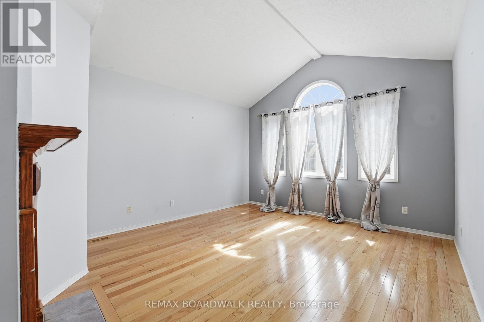 102 Deerfox Drive, Ottawa, Ontario  K2J 4W9 - Photo 19 - X12943638