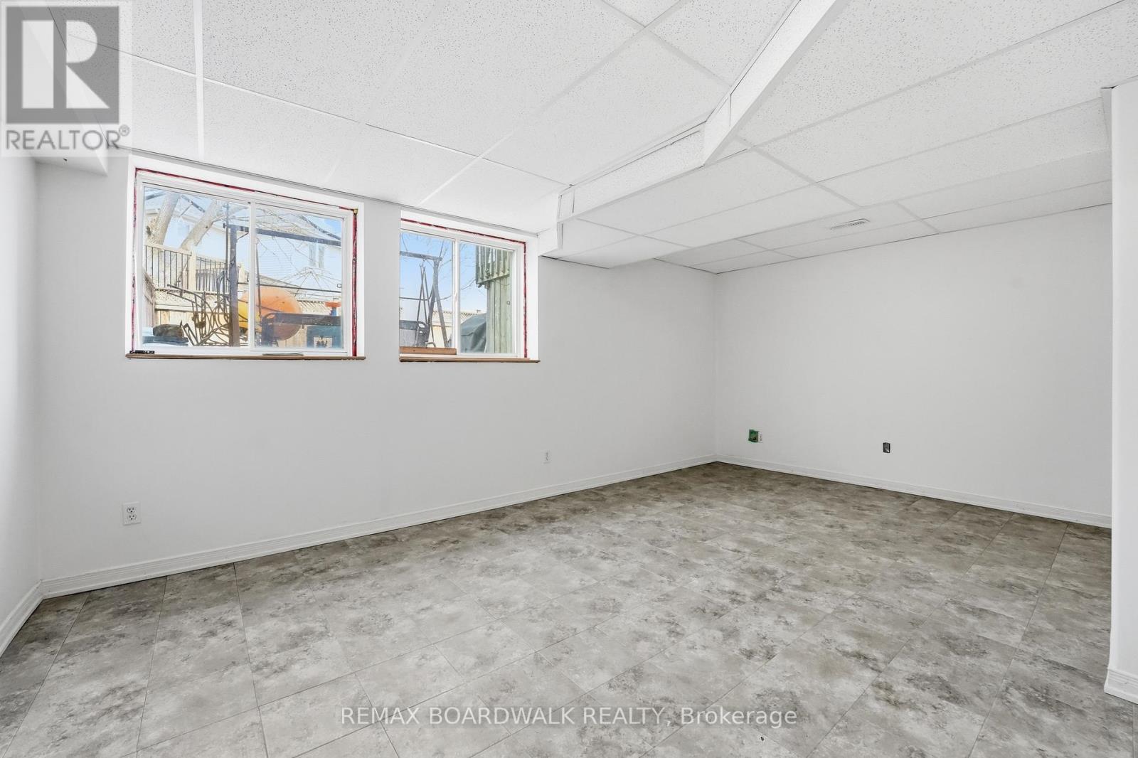 102 Deerfox Drive, Ottawa, Ontario  K2J 4W9 - Photo 32 - X12943638