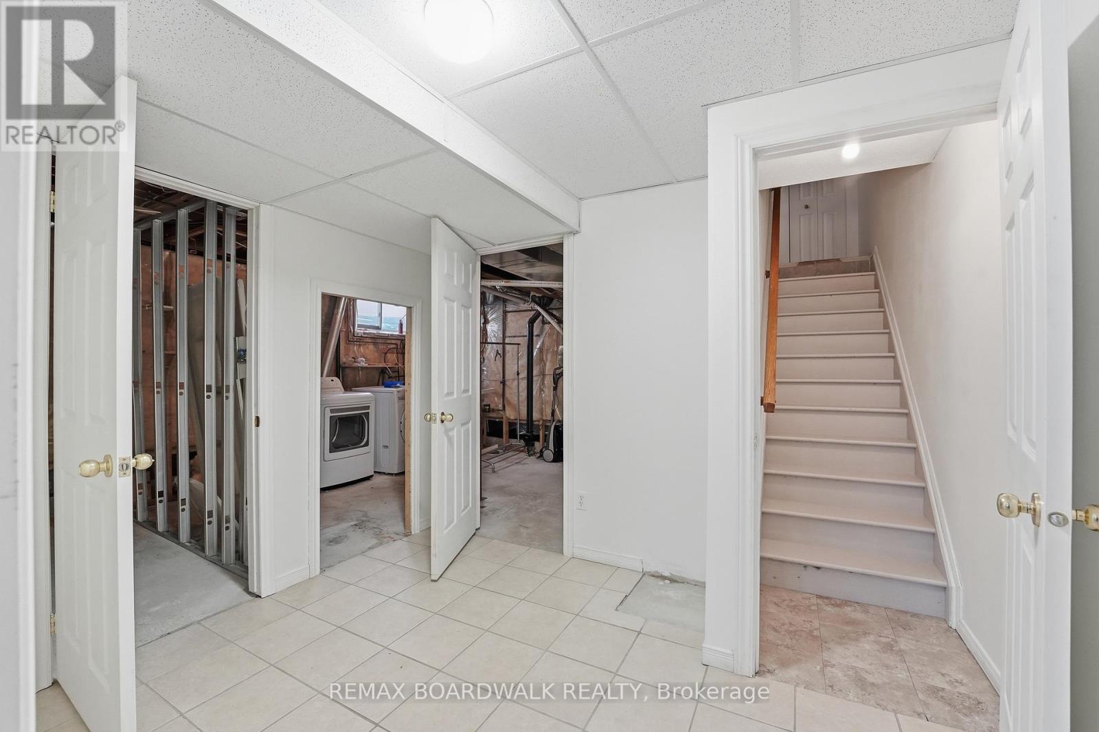 102 Deerfox Drive, Ottawa, Ontario  K2J 4W9 - Photo 34 - X12943638