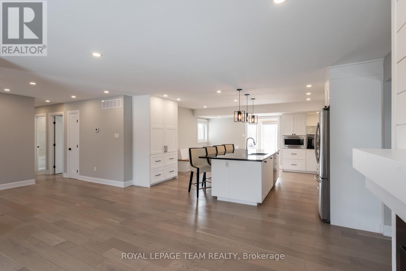 2071 8th Line, Beckwith, Ontario  K7C 3P2 - Photo 9 - X12943696