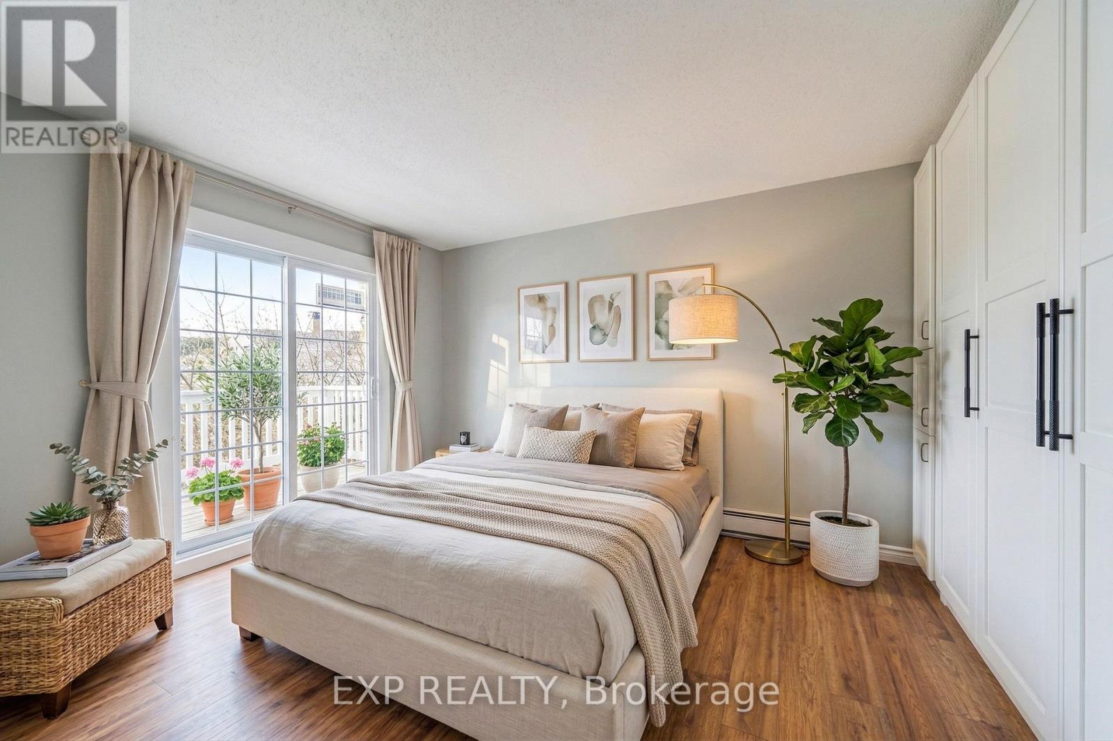 10 Castlegreen Private, Ottawa, Ontario  K1T 3N2 - Photo 11 - X12943724