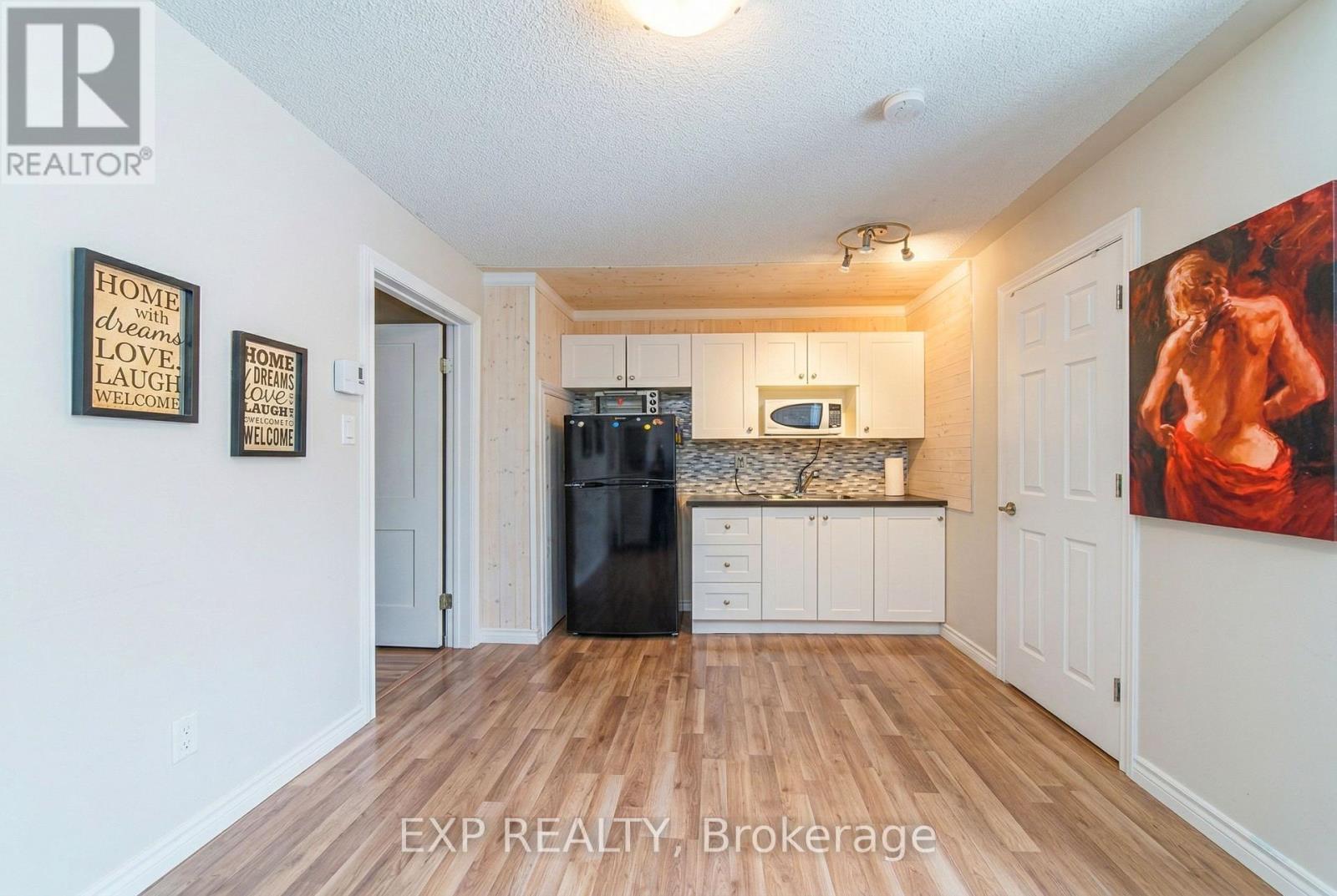 10 Castlegreen Private, Ottawa, Ontario  K1T 3N2 - Photo 15 - X12943724