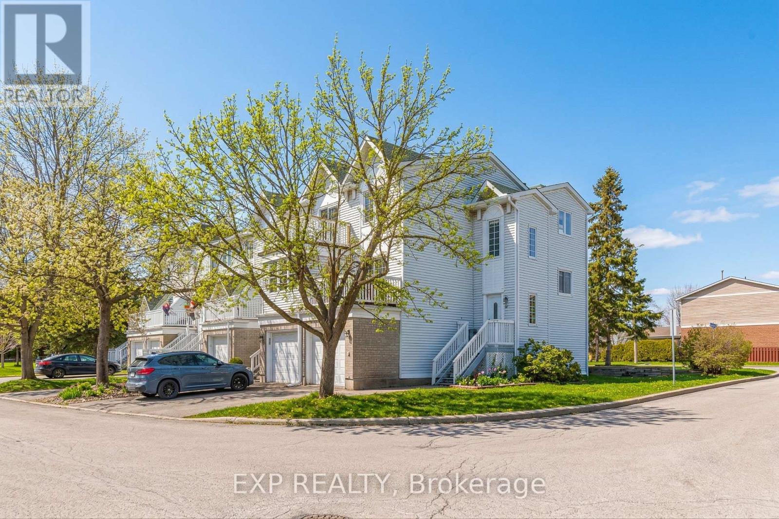 10 Castlegreen Private, Ottawa, Ontario  K1T 3N2 - Photo 30 - X12943724