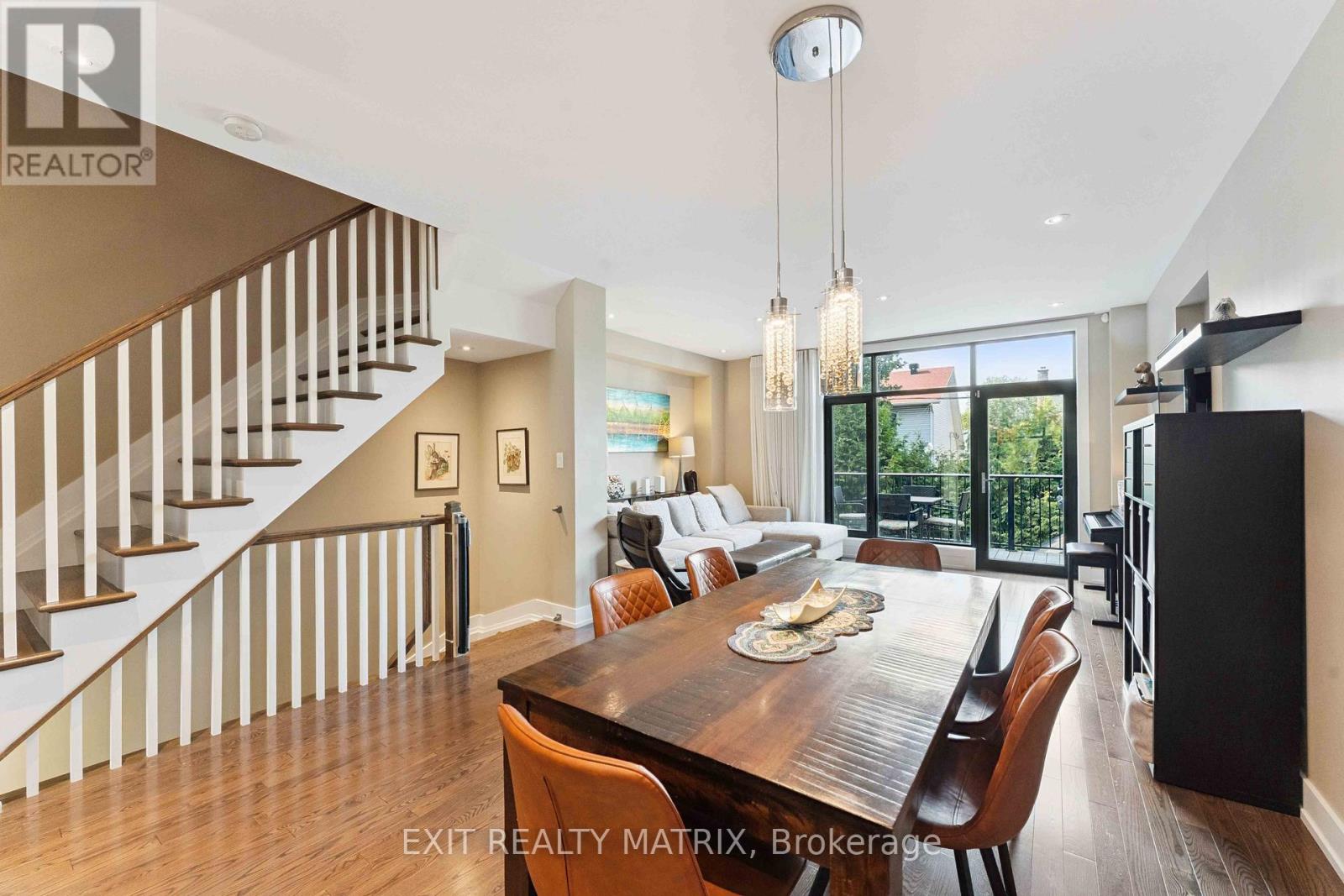 97 Queen Mary Street, Ottawa, Ontario  K1K 1X6 - Photo 11 - X12943738