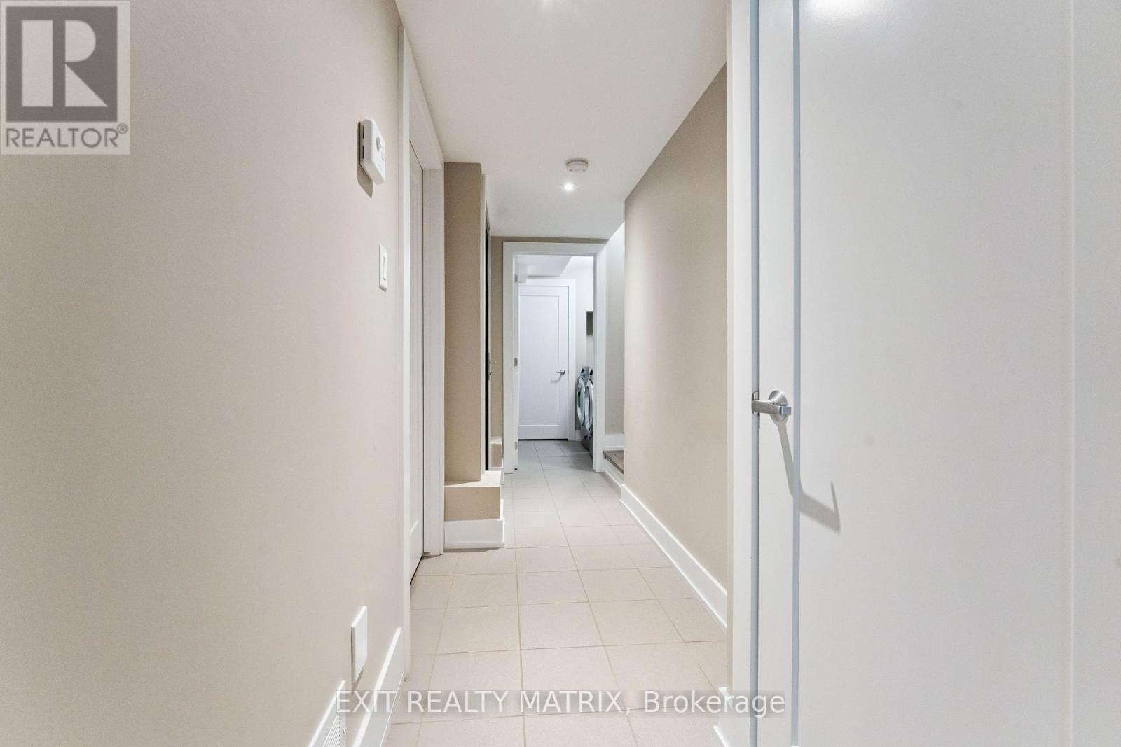 97 Queen Mary Street, Ottawa, Ontario  K1K 1X6 - Photo 28 - X12943738