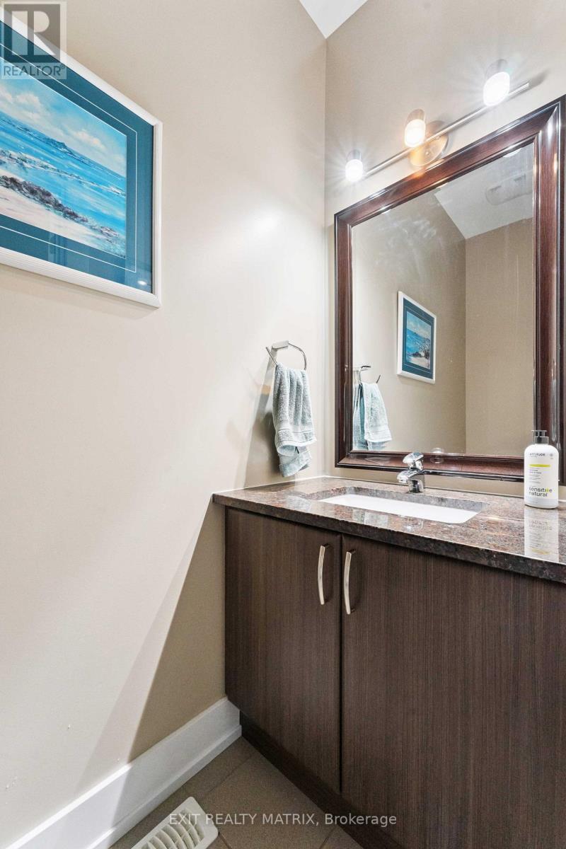 97 Queen Mary Street, Ottawa, Ontario  K1K 1X6 - Photo 30 - X12943738