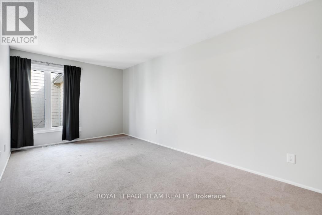 221 Petrie Lane, Ottawa, Ontario  K2K 1Z5 - Photo 19 - X12943808