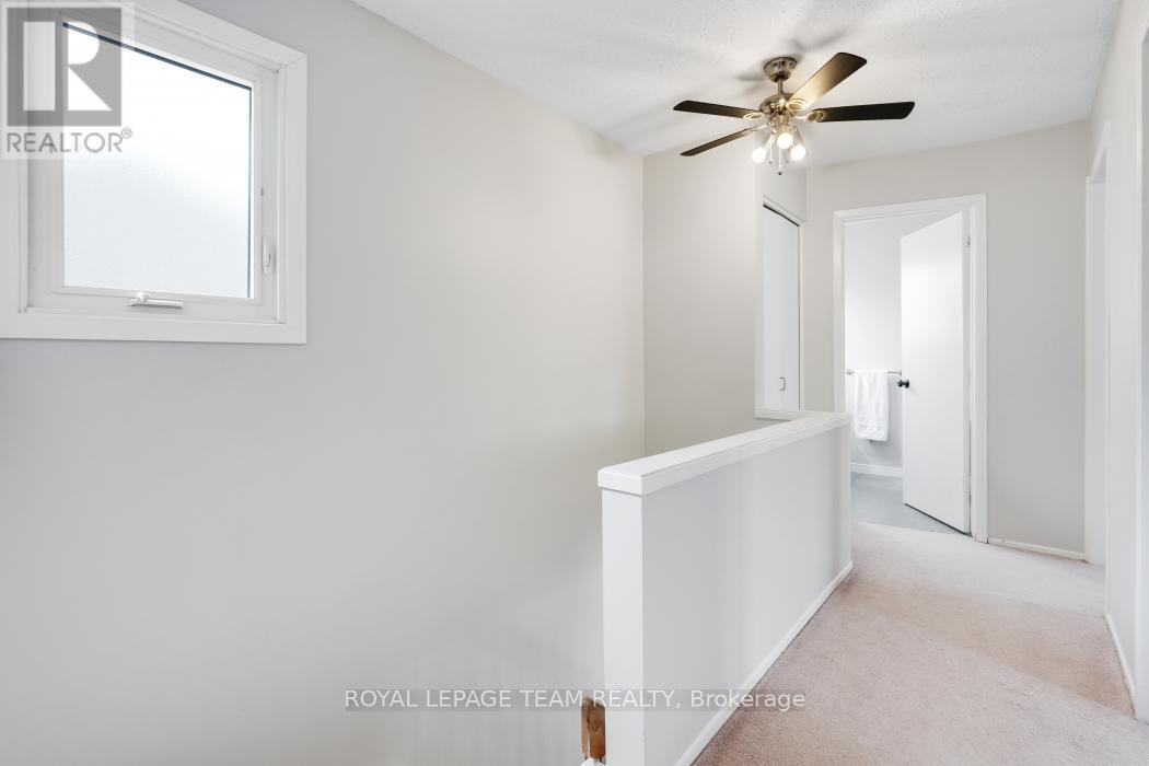 221 Petrie Lane, Ottawa, Ontario  K2K 1Z5 - Photo 28 - X12943808