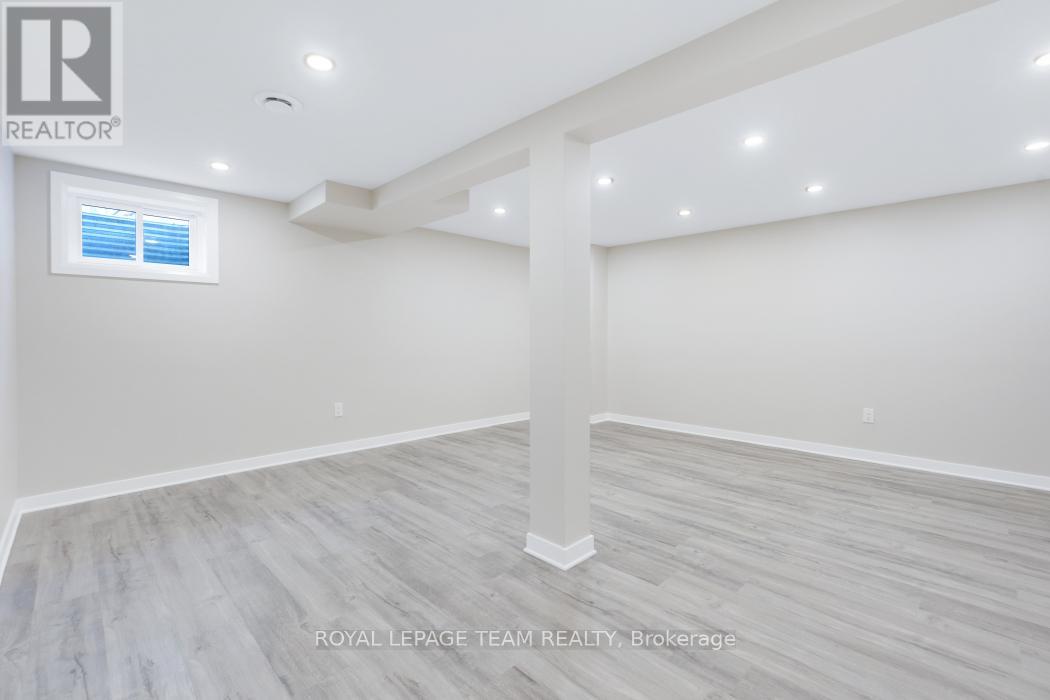 221 Petrie Lane, Ottawa, Ontario  K2K 1Z5 - Photo 29 - X12943808