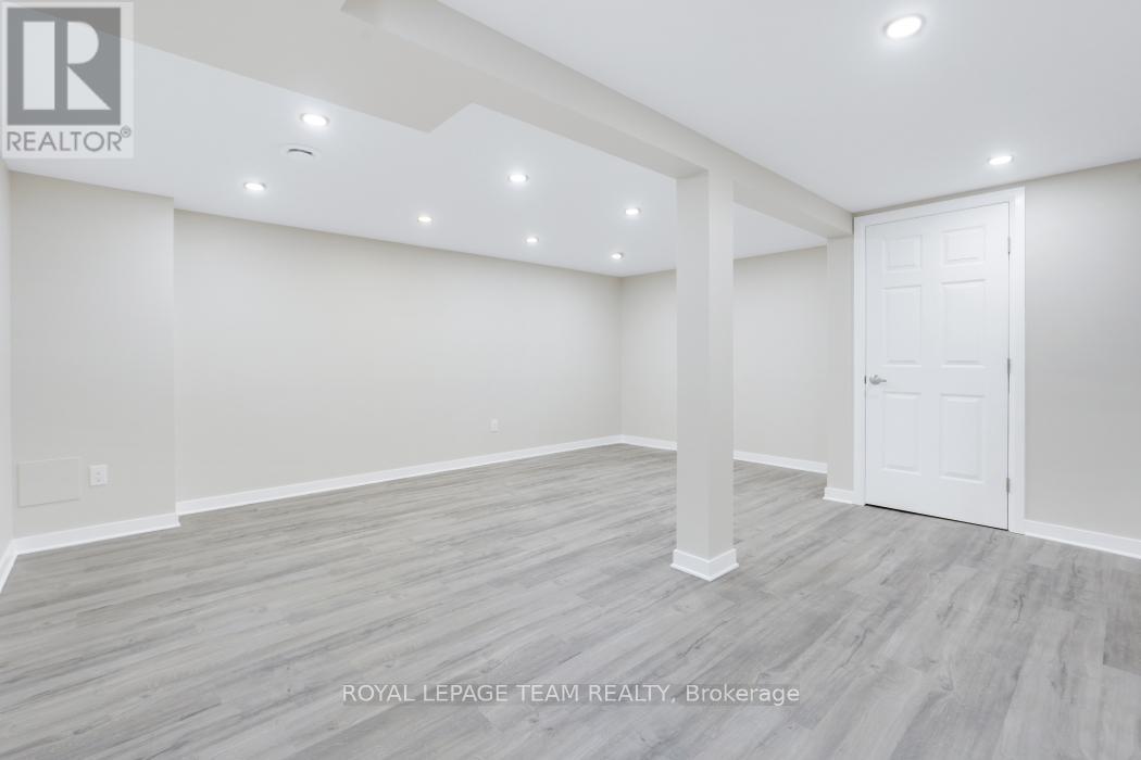 221 Petrie Lane, Ottawa, Ontario  K2K 1Z5 - Photo 30 - X12943808