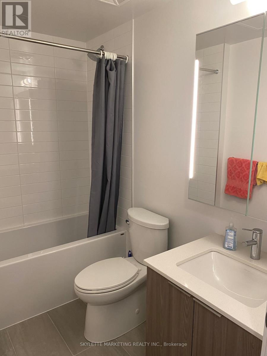 2505 - 357 King Street W, Toronto, Ontario  M5V 1K1 - Photo 13 - C12943312