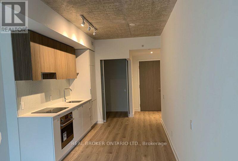 608 - 161 Roehampton Avenue, Toronto, Ontario  M4P 1P9 - Photo 5 - C12943332