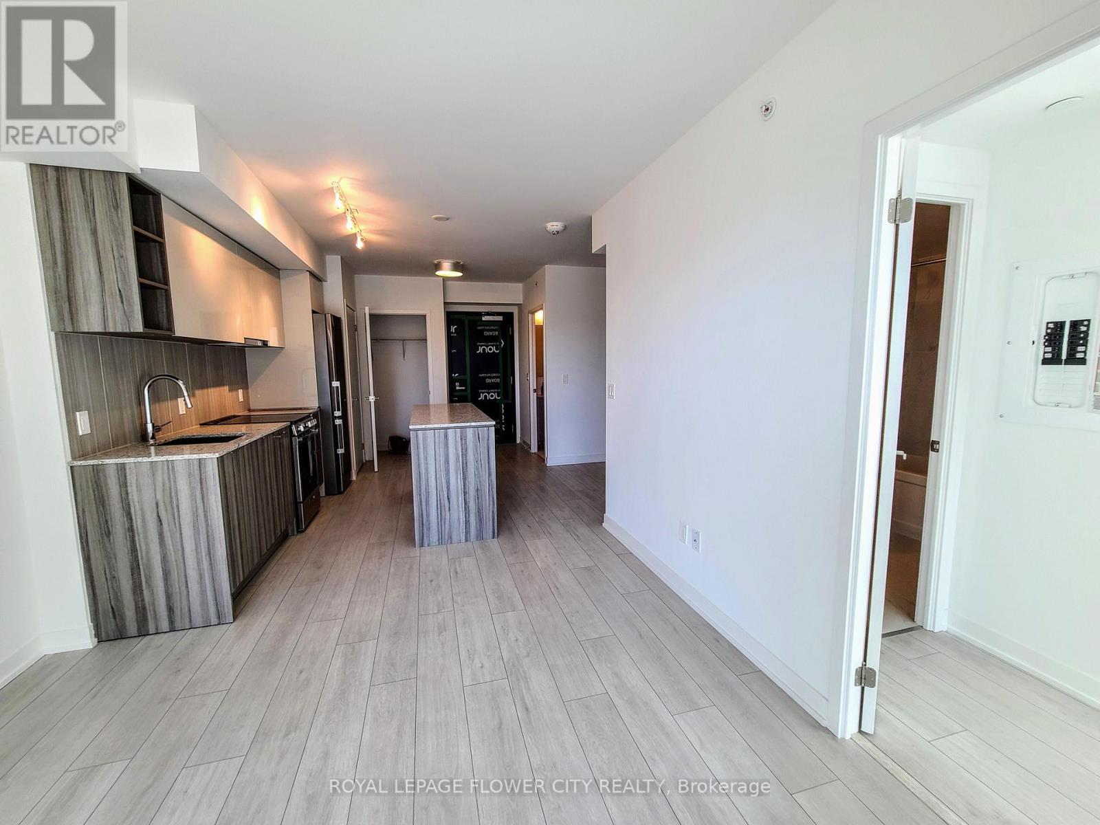 262 - 31 Tippett Road, Toronto, Ontario  M3H 0C8 - Photo 3 - C12943342