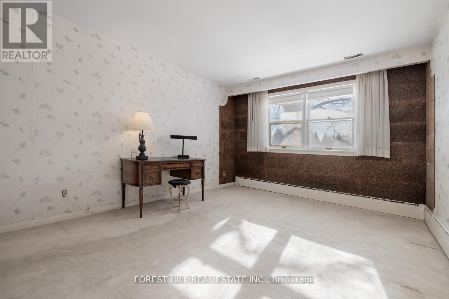 5 Bachelor Place, Toronto, Ontario  M2L 1W9 - Photo 12 - C12943498