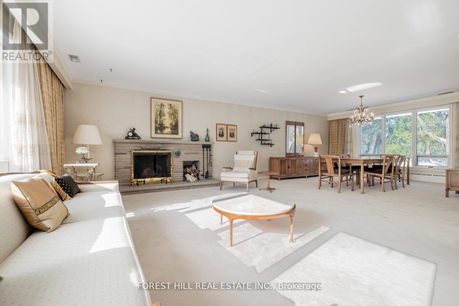 5 Bachelor Place, Toronto, Ontario  M2L 1W9 - Photo 5 - C12943498