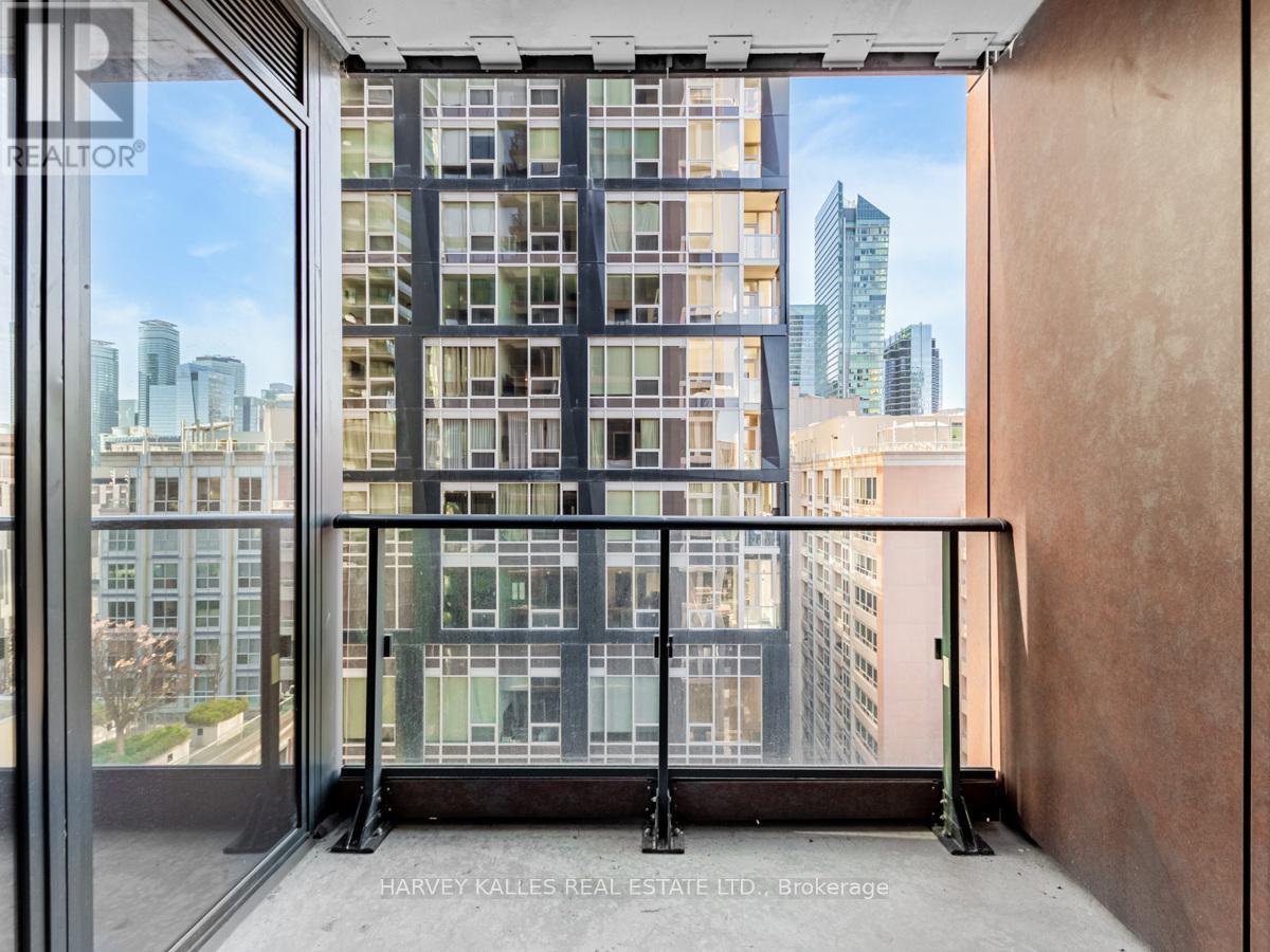 1711 - 55 Mercer Street, Toronto, Ontario  M5V 3W2 - Photo 32 - C12943526