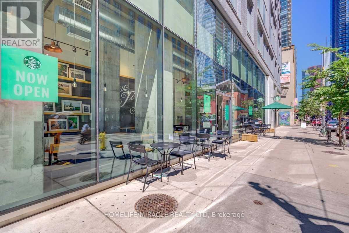 1212 - 101 PETER STREET, Toronto, Ontario