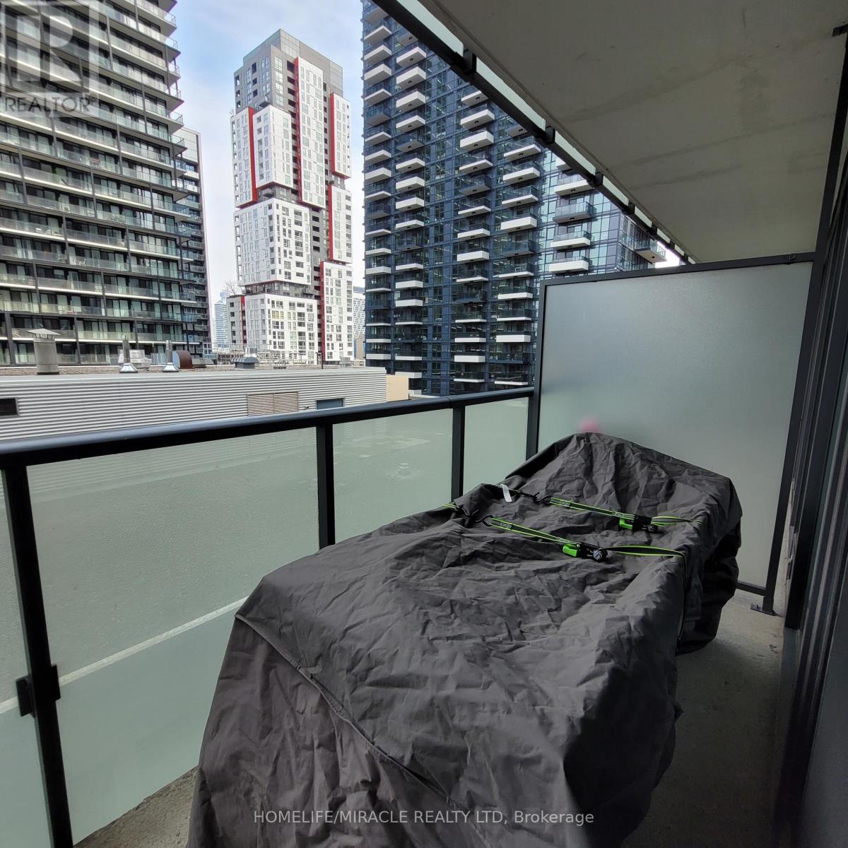 1212 - 101 Peter Street, Toronto, Ontario  M5V 0G6 - Photo 11 - C12943534