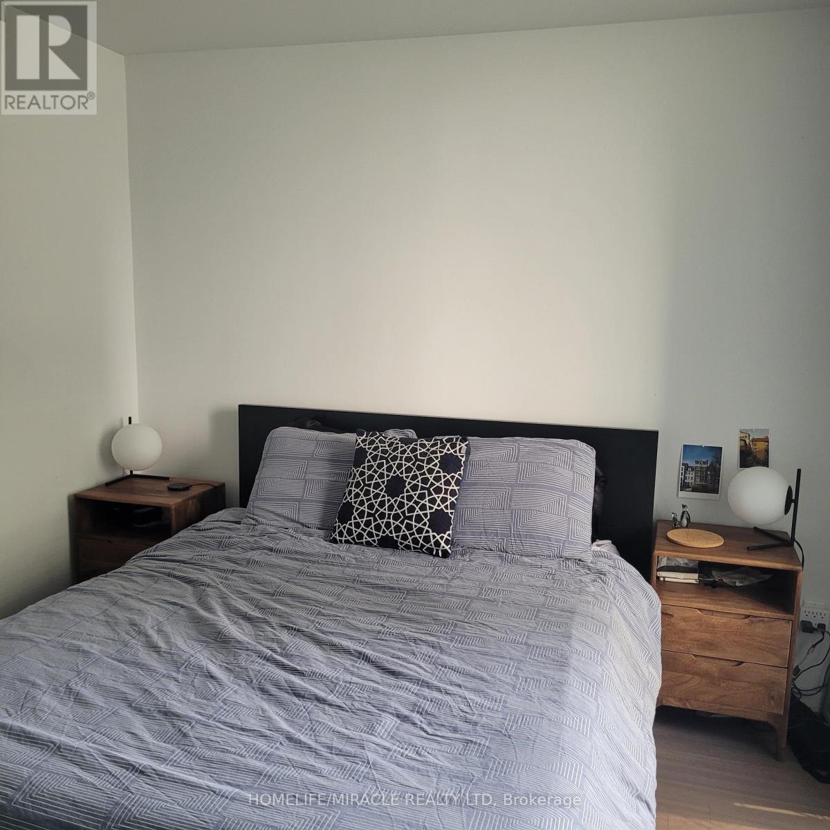 1212 - 101 Peter Street, Toronto, Ontario  M5V 0G6 - Photo 9 - C12943534