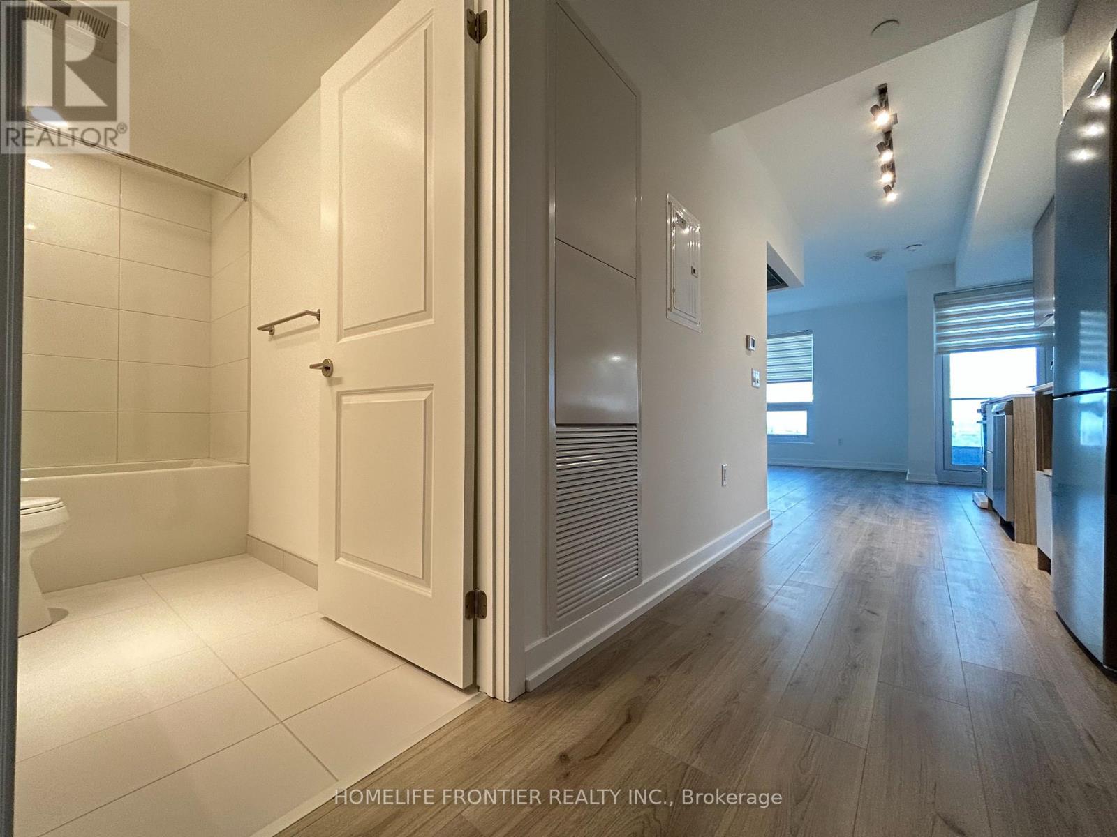 3806 - 395 Bloor Street E, Toronto, Ontario  M4W 1H7 - Photo 16 - C12943542