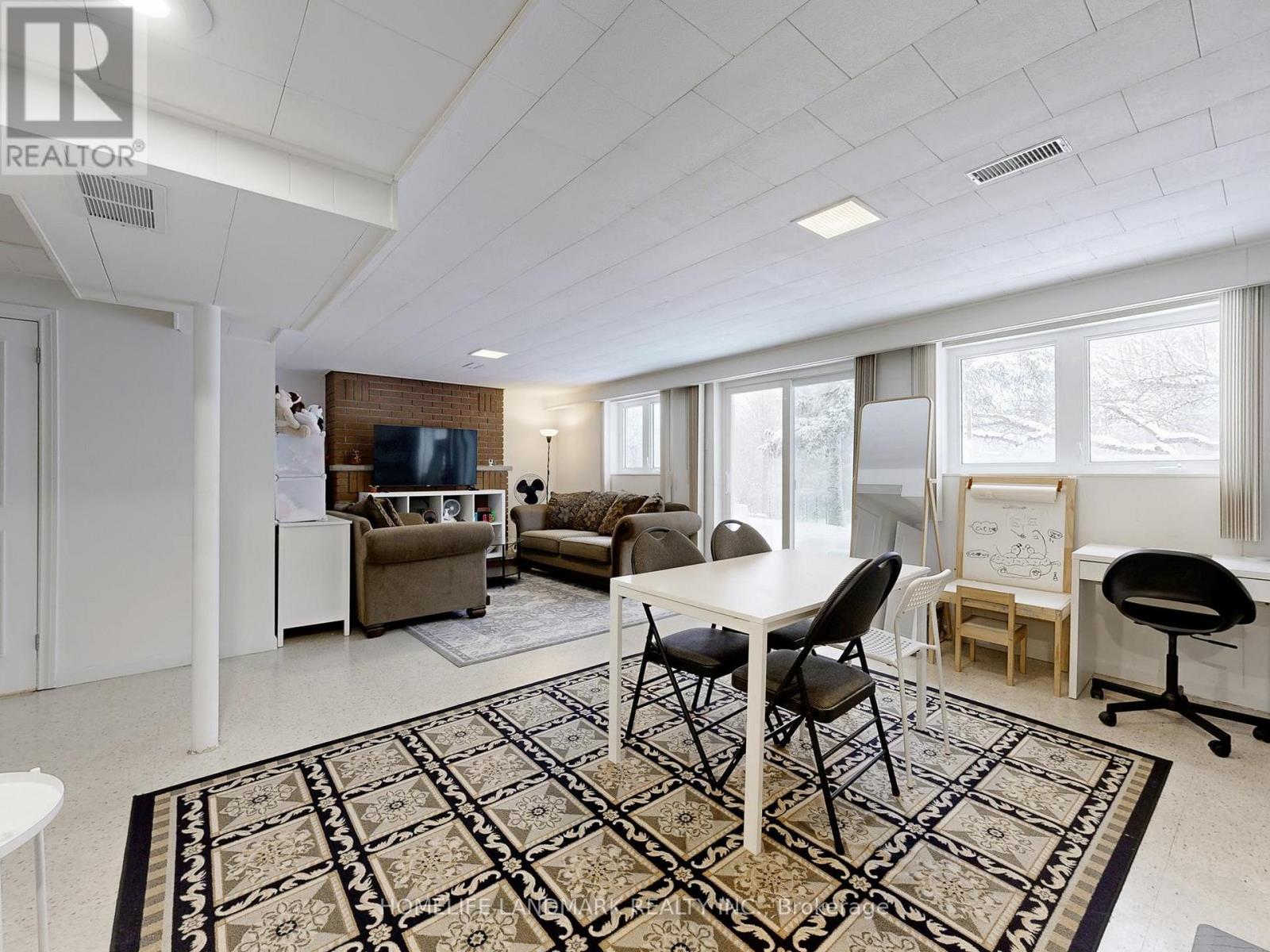 50 Bruce Farm Drive, Toronto, Ontario  M2H 1G5 - Photo 25 - C12943608